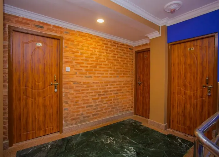 Hotel Oyo 206 Mount View Homes Katmandú