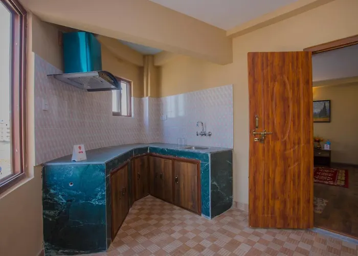 Oyo 206 Mount View Homes Hotel